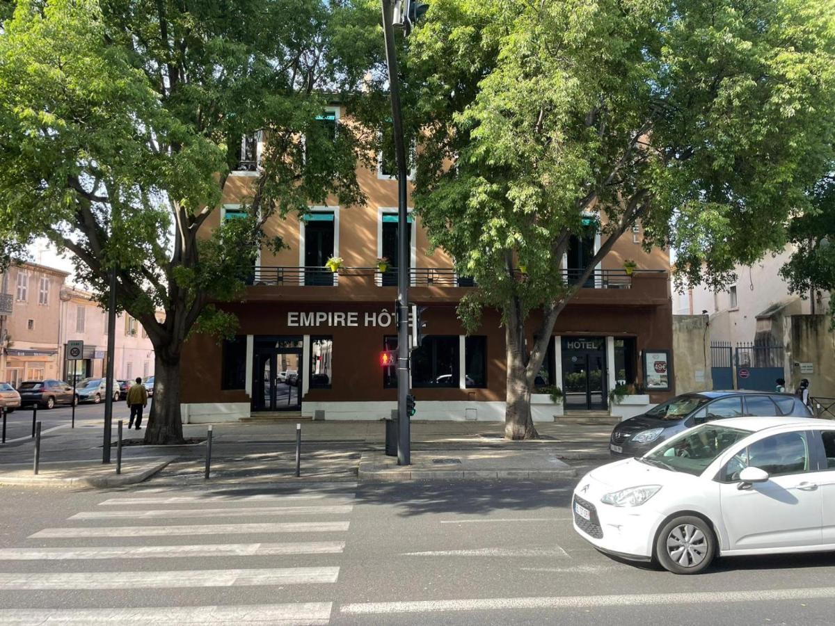 Empire Hotel Nîmes Buitenkant foto