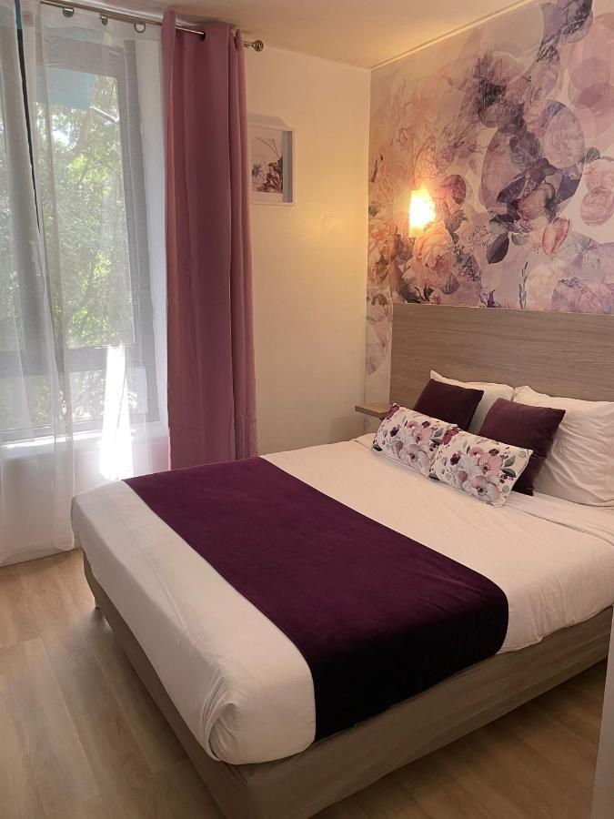 Empire Hotel Nîmes Buitenkant foto