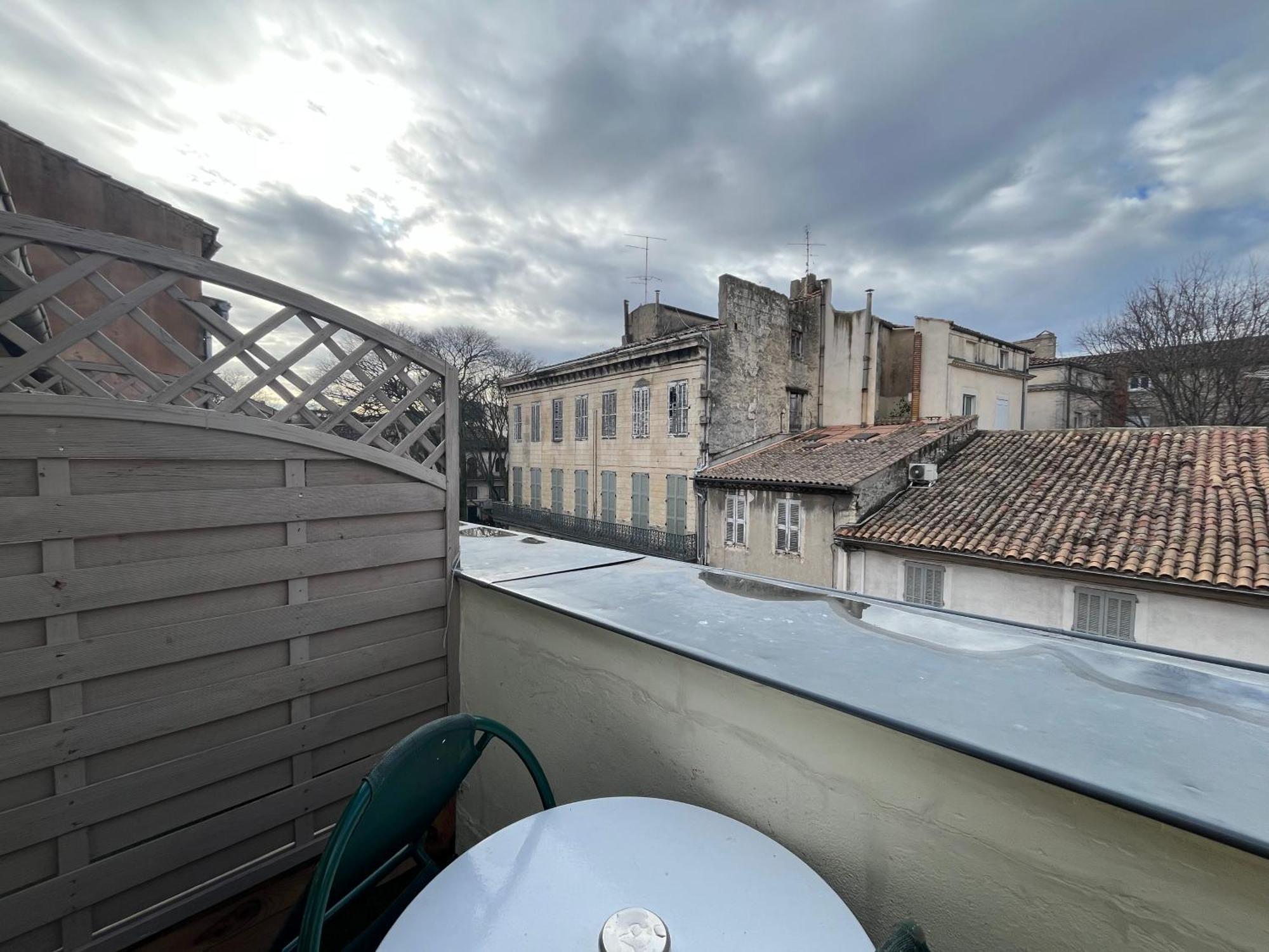 Empire Hotel Nîmes Buitenkant foto