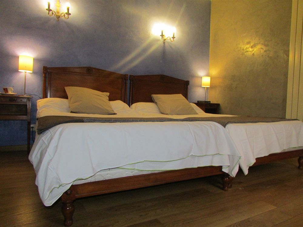Empire Hotel Nîmes Buitenkant foto